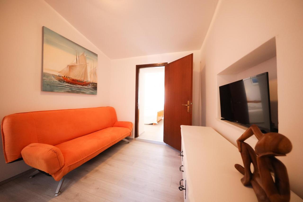 Two Bedroom Apartment In The Old Town Marija Zadar Exterior photo