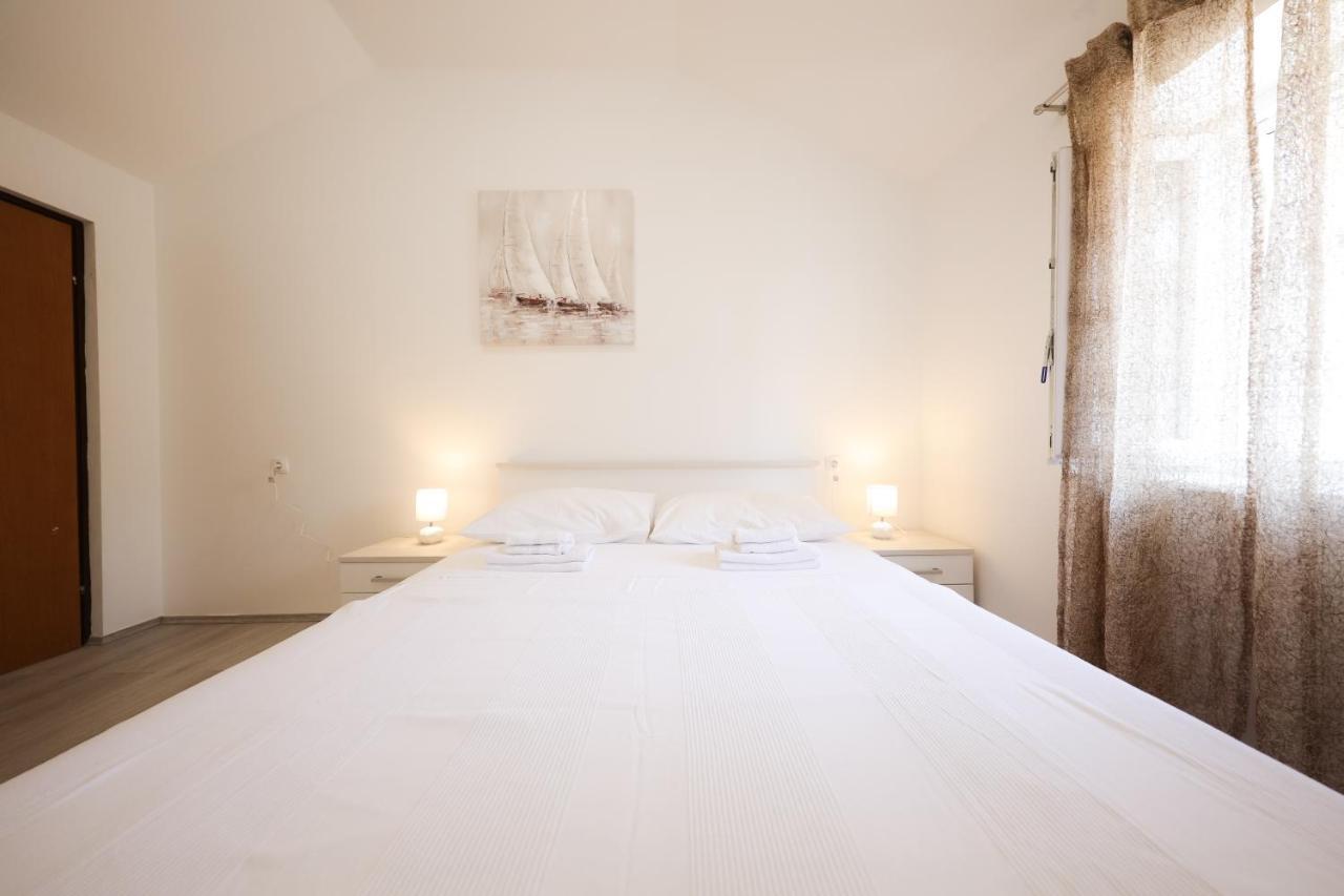 Two Bedroom Apartment In The Old Town Marija Zadar Exterior photo