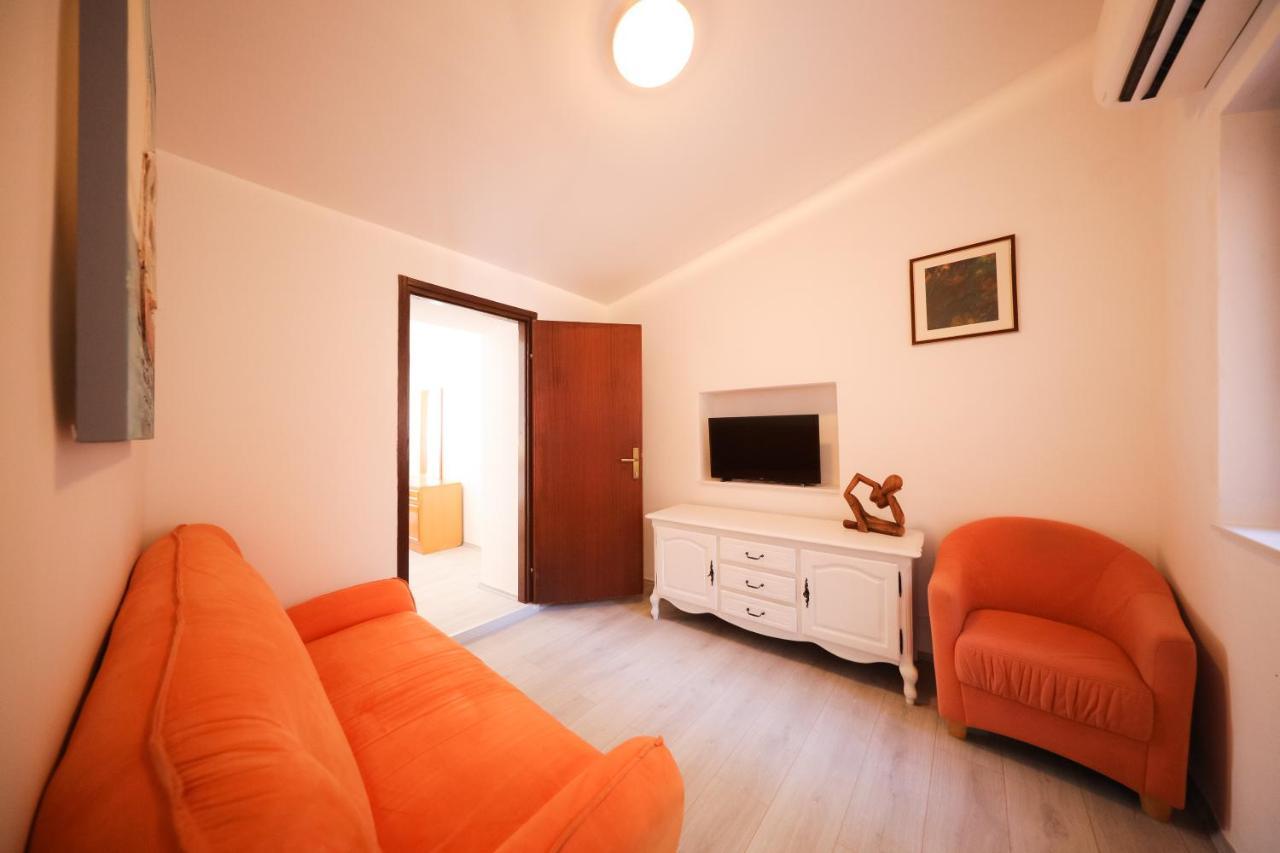 Two Bedroom Apartment In The Old Town Marija Zadar Exterior photo